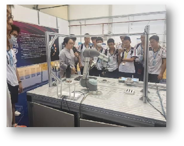 10.22机电、工业机器人新生专业认知  沉浸式感受智能制造魅力692.png