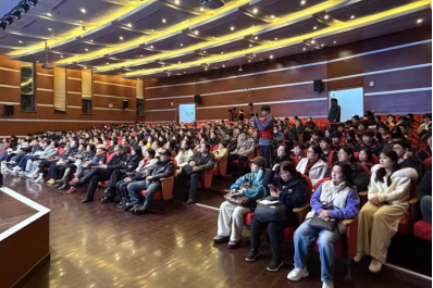 12.1  2026届毕业生高考、实习动员大会顺利召开536.png